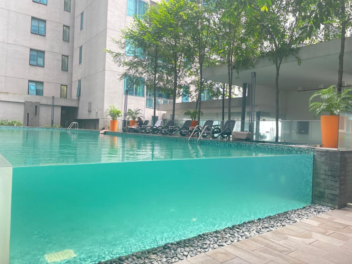 Mercu Summer Suite Klcc By Minshuku Kuala Lumpur Esterno foto