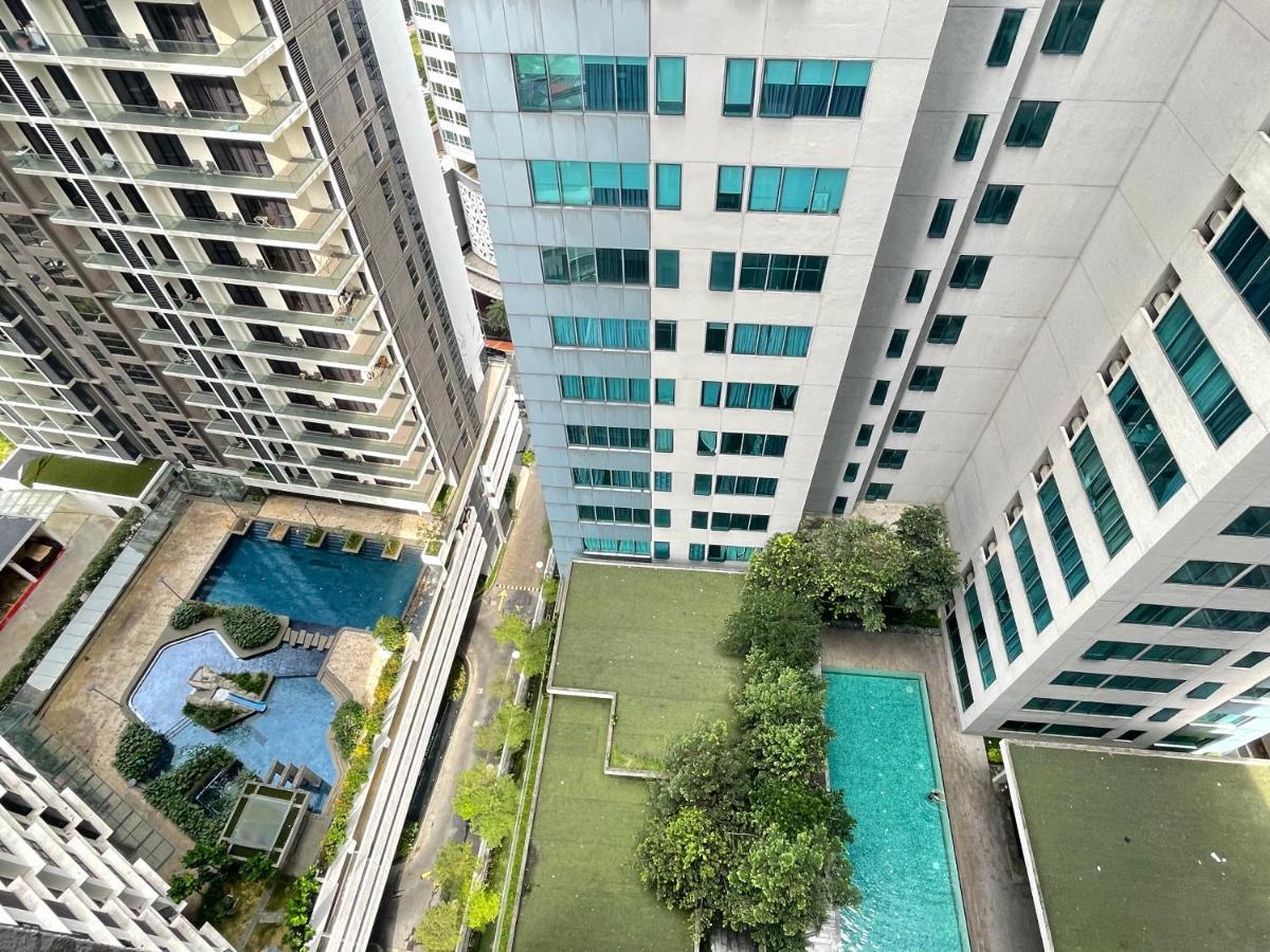 Mercu Summer Suite Klcc By Minshuku Kuala Lumpur Esterno foto